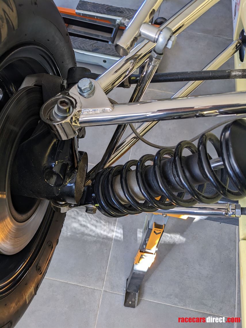 lola-historic-formula-ford-t200-1970