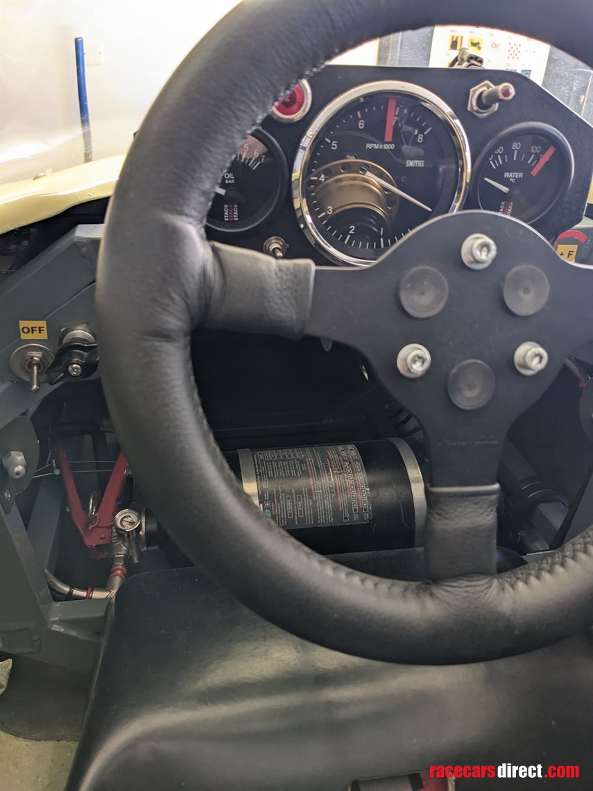 lola-historic-formula-ford-t200-1970