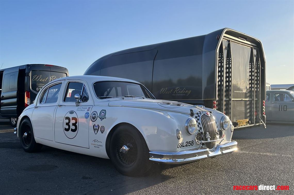 jaguar-mk1-race-car