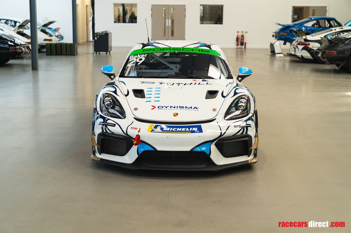 2025-porsche-gt4rs-clubsport