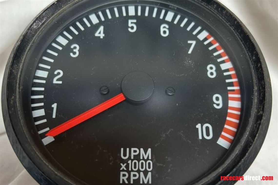 ford-rs-200-tachometer