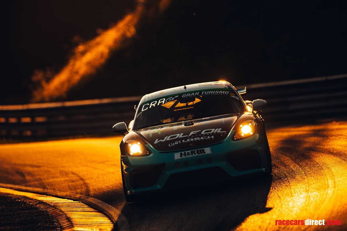 718-porsche-gt4-cayman-cs