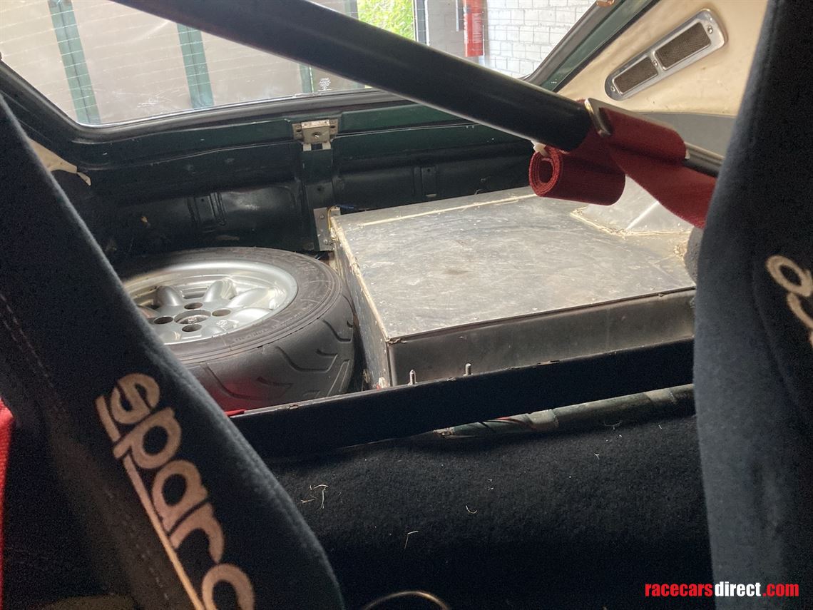 triumph-gt6-mk3-race-car