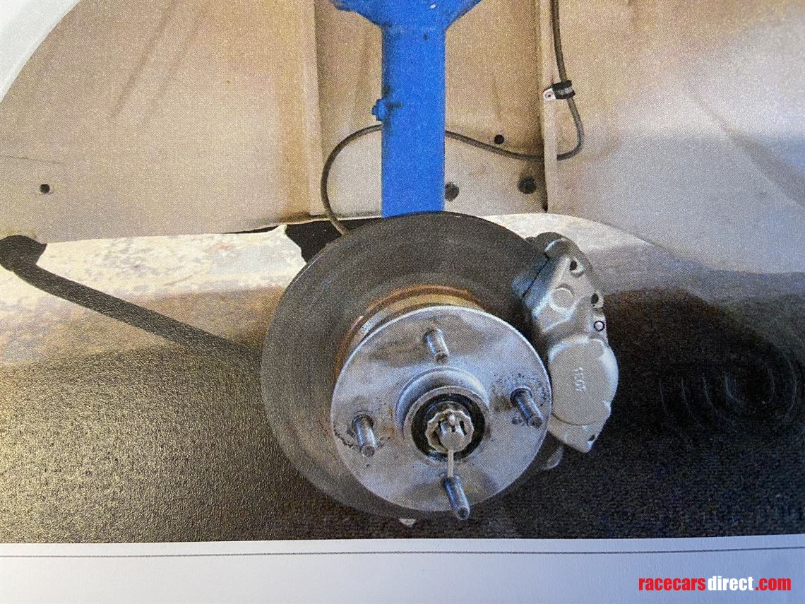 fia-lotus-cortina-race-car