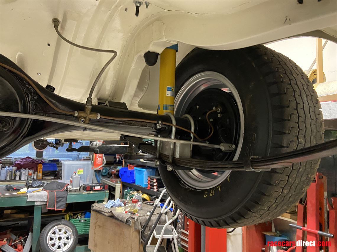 fia-lotus-cortina-race-car