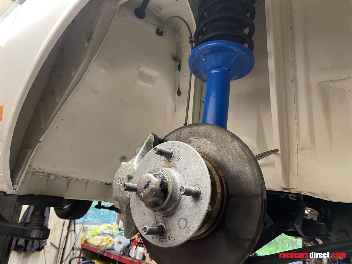 fia-lotus-cortina-race-car