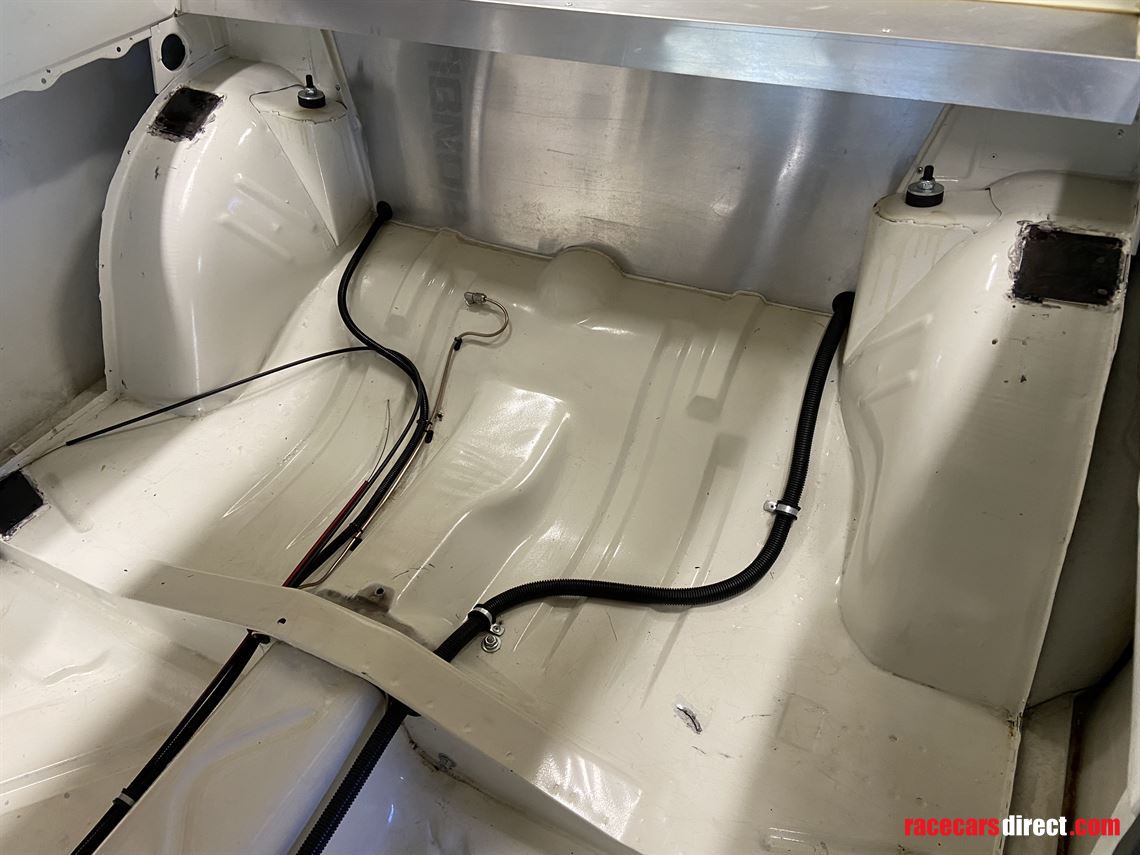 fia-lotus-cortina-race-car