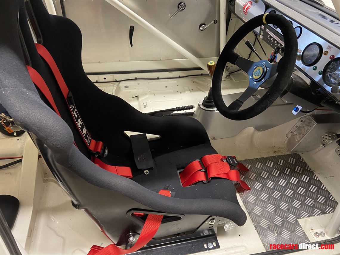 fia-lotus-cortina-race-car