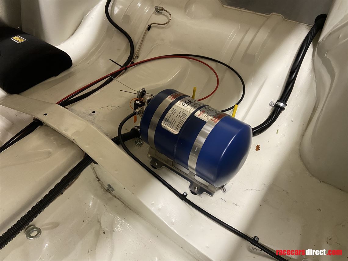 fia-lotus-cortina-race-car