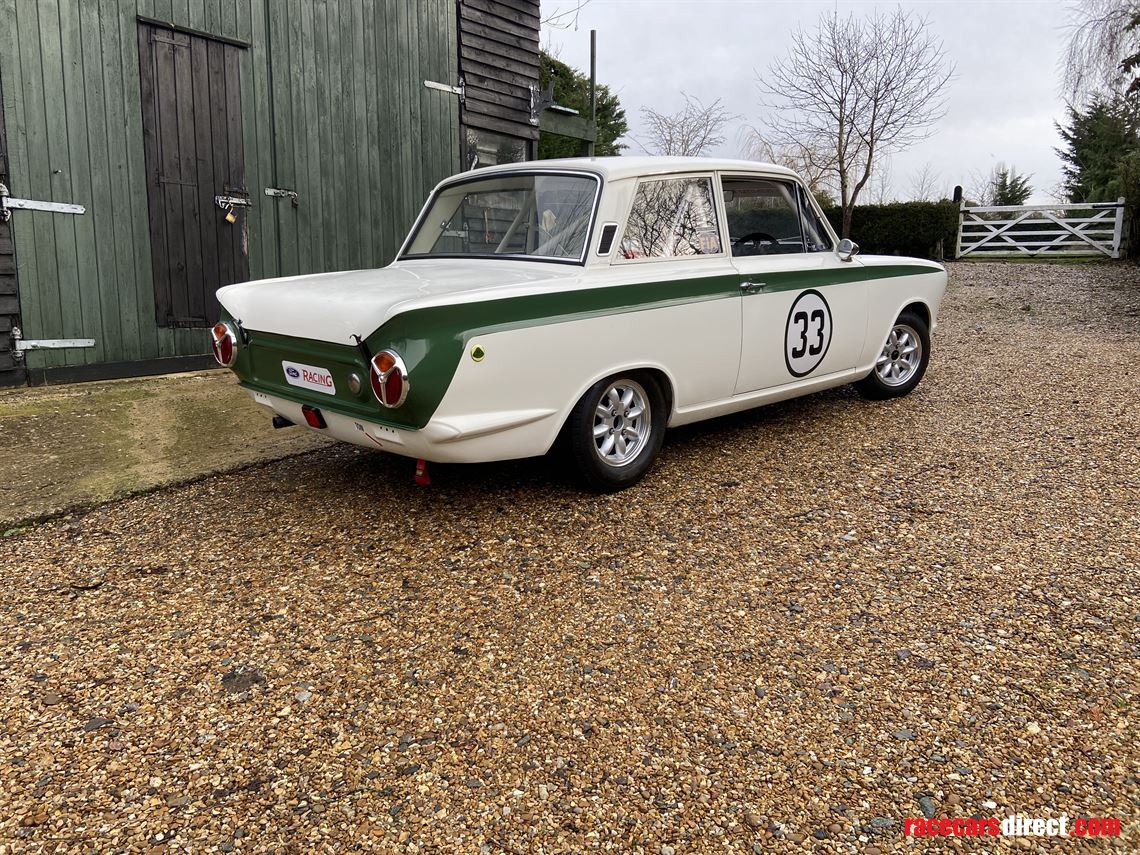 fia-lotus-cortina-race-car