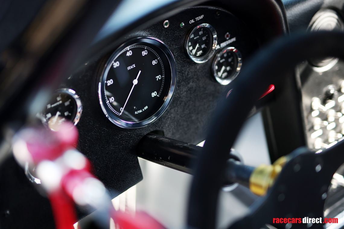 1965-fia-chevrolet-corvette