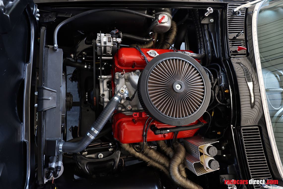 1965-fia-chevrolet-corvette