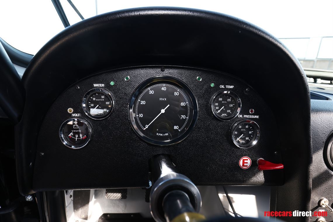 1965-fia-chevrolet-corvette