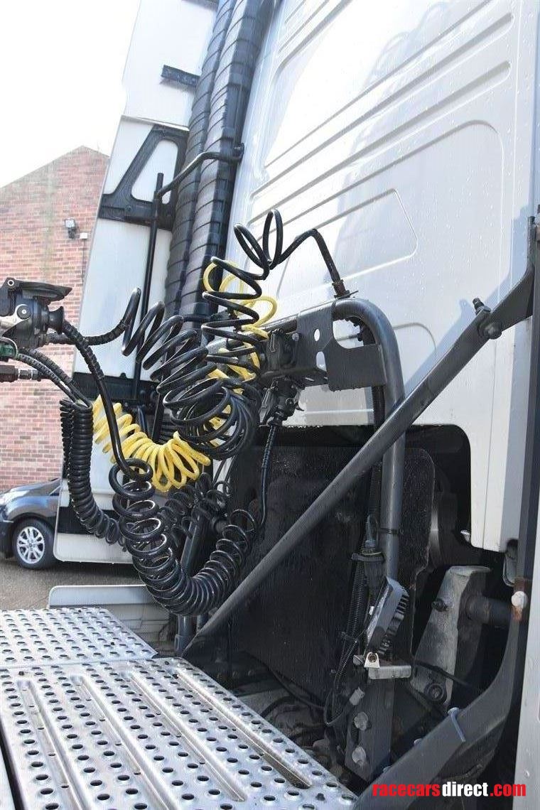 volvo-fh13-500-globetrotter-tractor-unit-2009