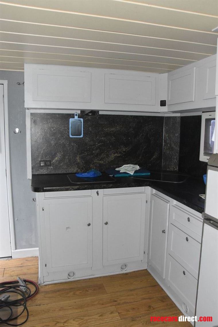 volvo-fh13-500-globetrotter-tractor-unit-2009