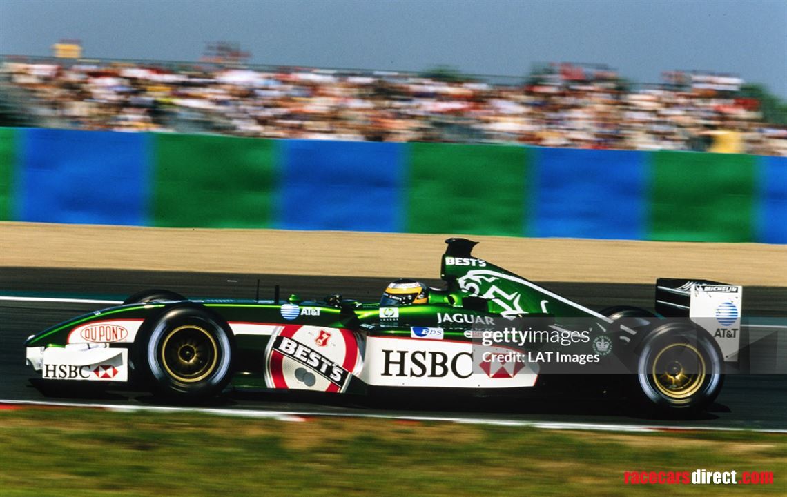 f1-jaguar-r3-06