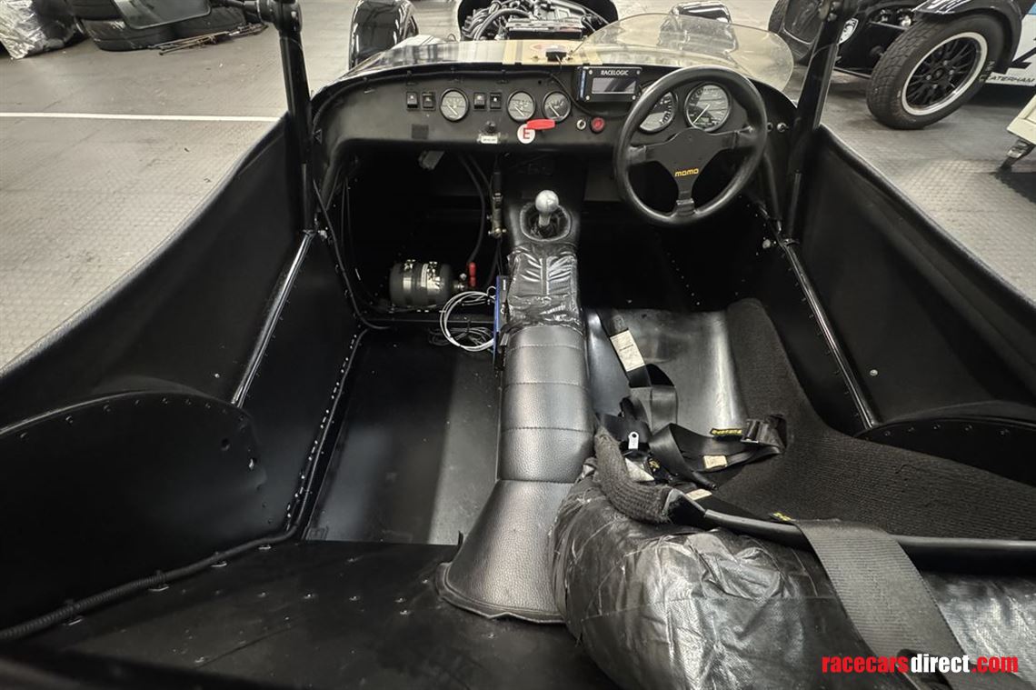 caterham-310r-race-car