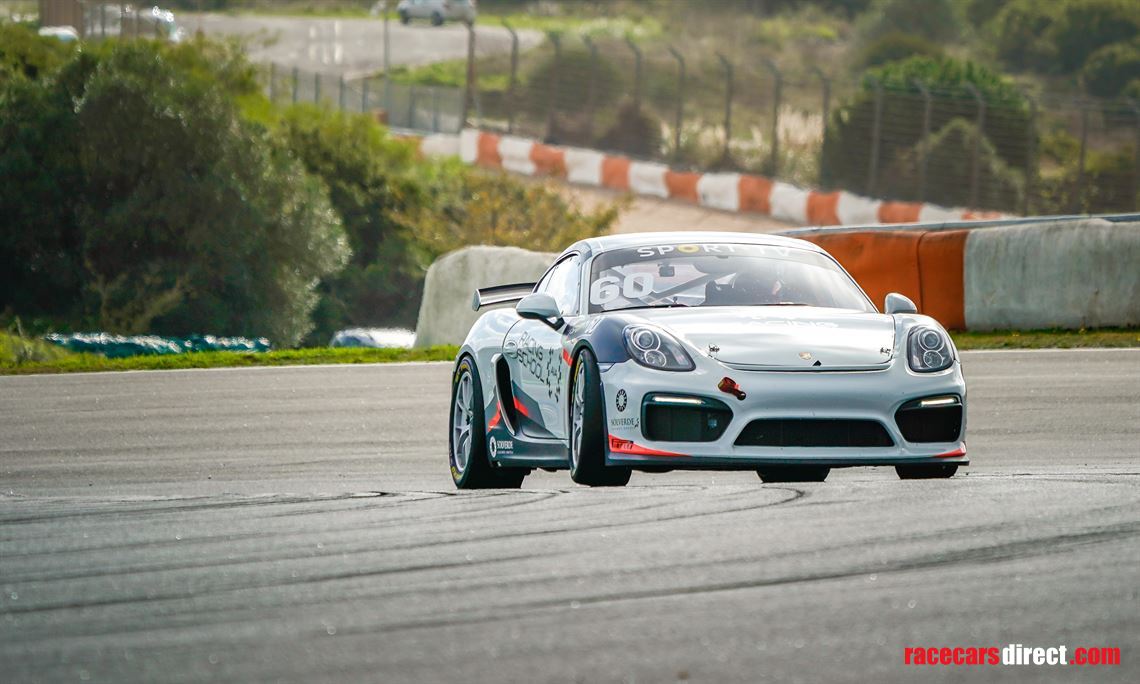 porsche-cayman-gt4-981-mr