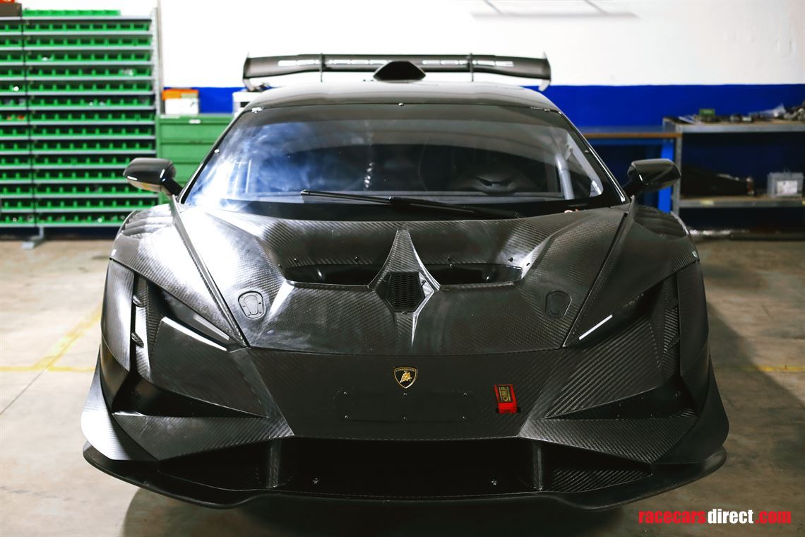 lamborghini-huracan-super-trofeo-evo-2