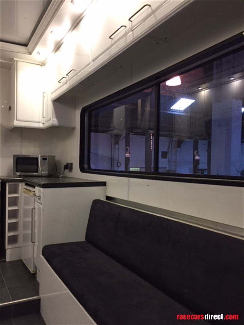 wilson-tri-axle-4-car-transporter-with-hospit