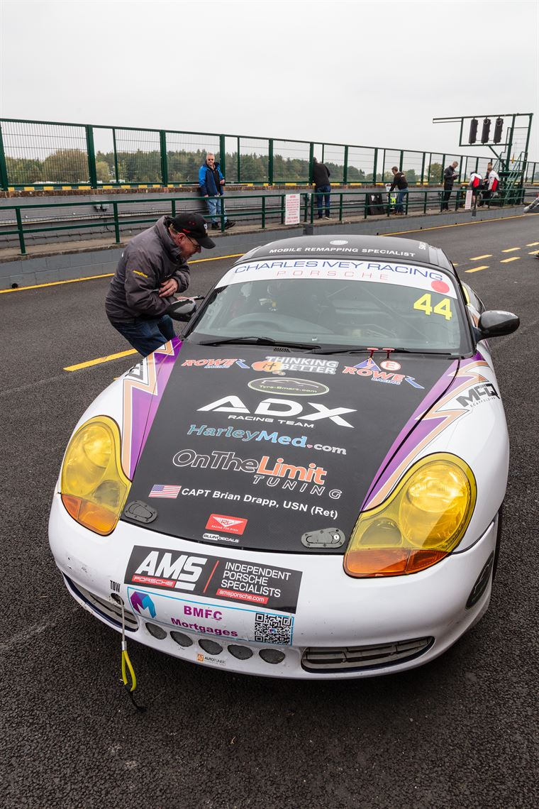 porsche-boxster-s-32-race-car