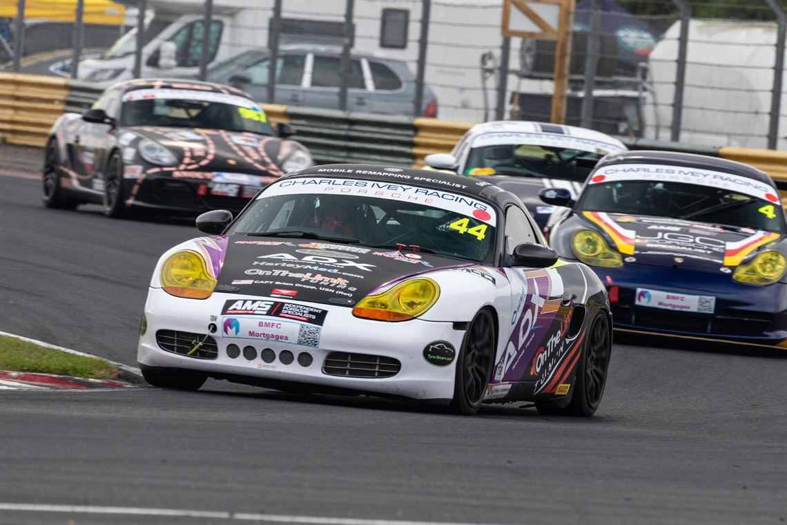 porsche-boxster-s-32-race-car