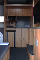 be--trailer-combi-6p-rvcargo-area