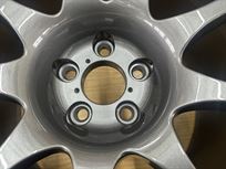 new-11-x-18-competition-centre-lock-wheelsset