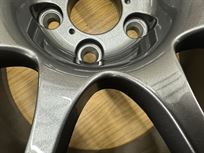 new-11-x-18-competition-centre-lock-wheelsset