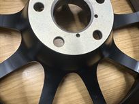 new-11-x-18-competition-centre-lock-wheelsset