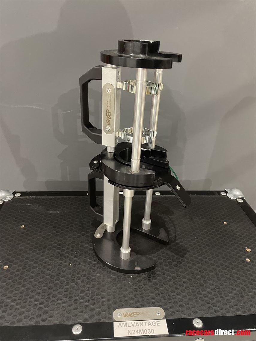 aston-martin-racing-n24-gt4-r15