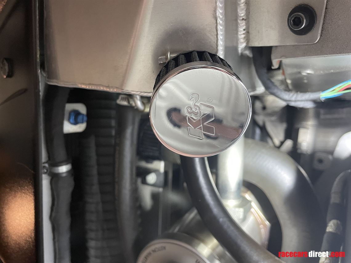 aston-martin-racing-n24-gt4-r15