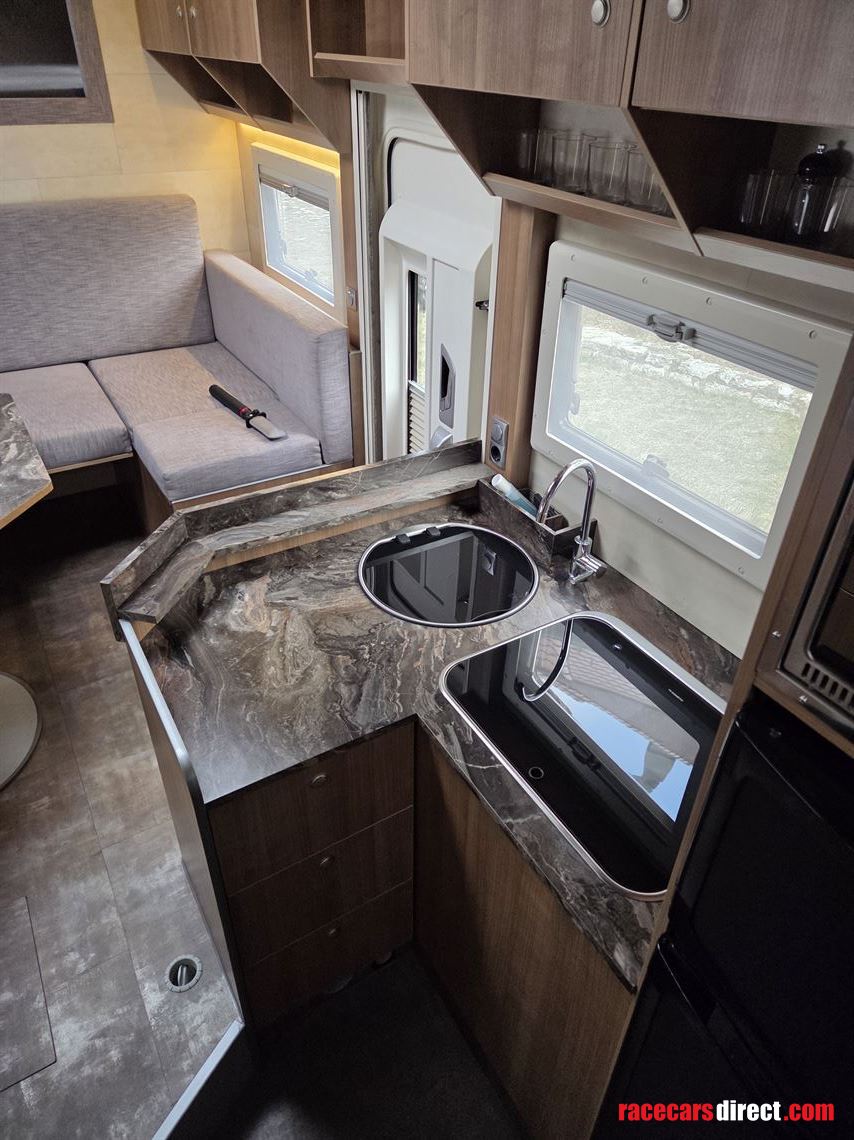 unique-iveco-daily-custom-built-racevan