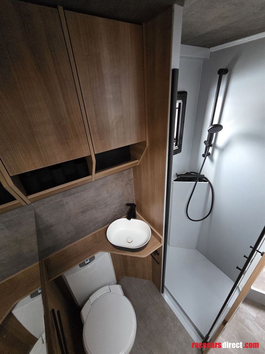 unique-iveco-daily-custom-built-racevan