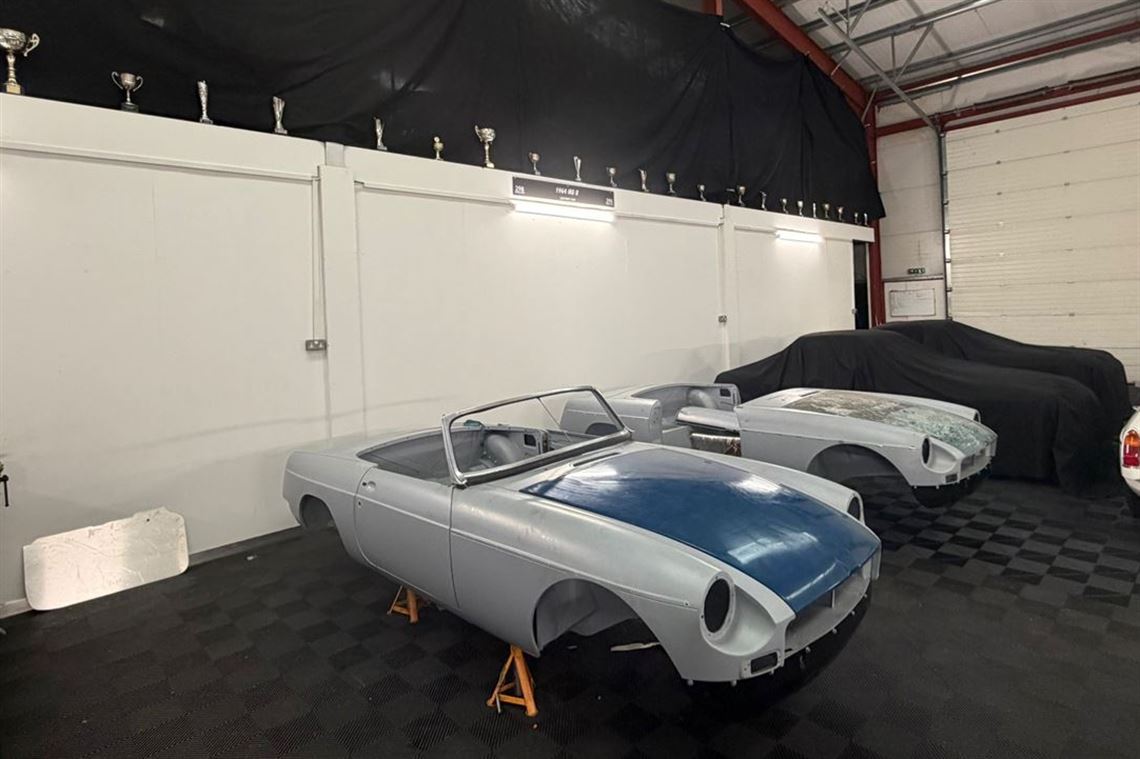 mgb-roadster-fia-race-car