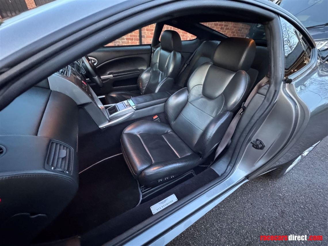 aston-martin-vanquish-22