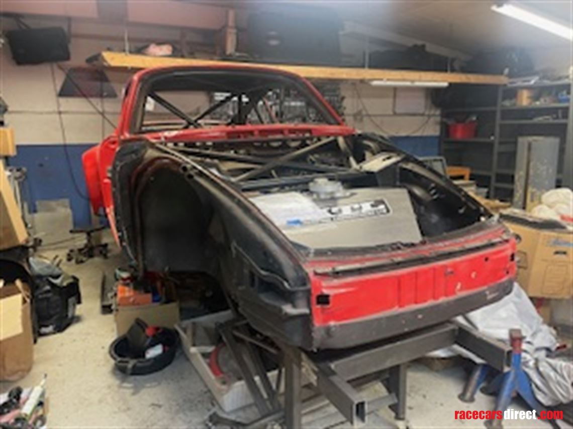 porsche-911-1976-body-with-roll-cage-body-par
