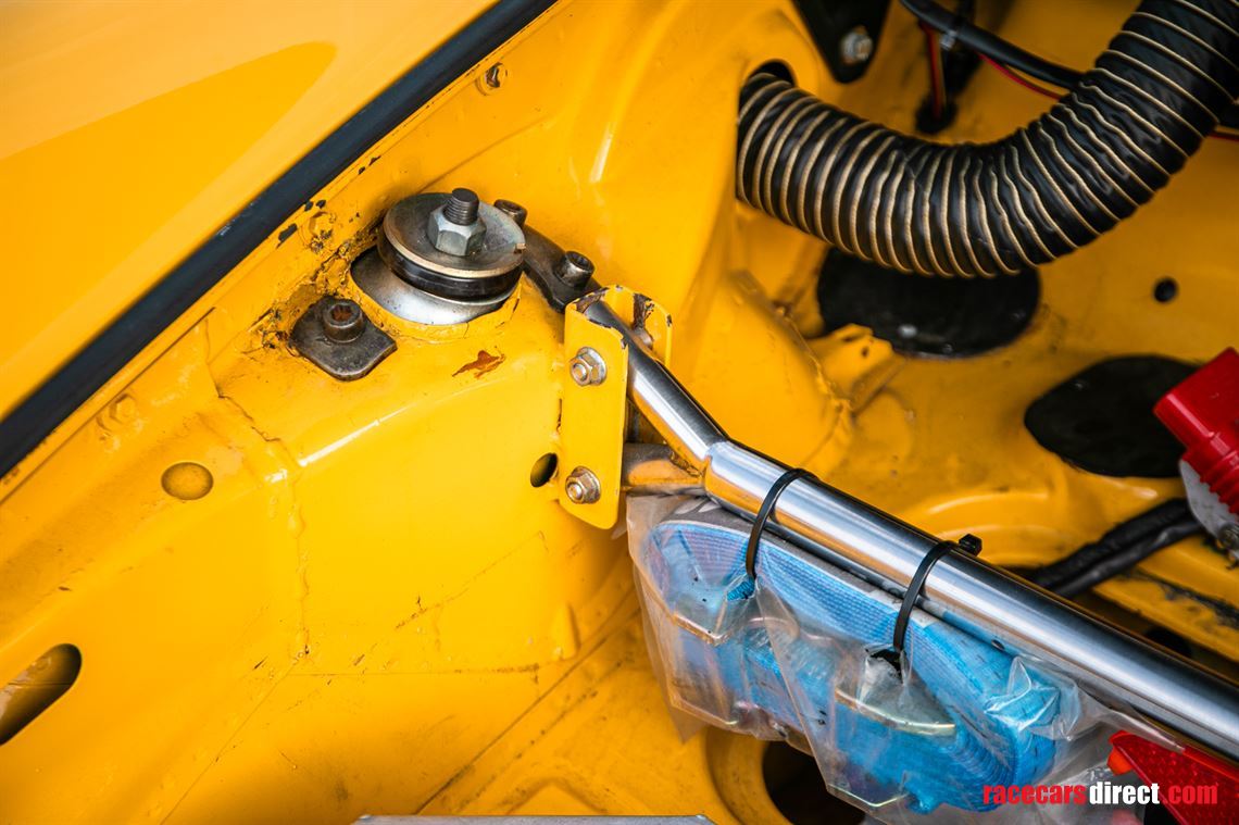 1975-porsche-911-27-mfi-rsr