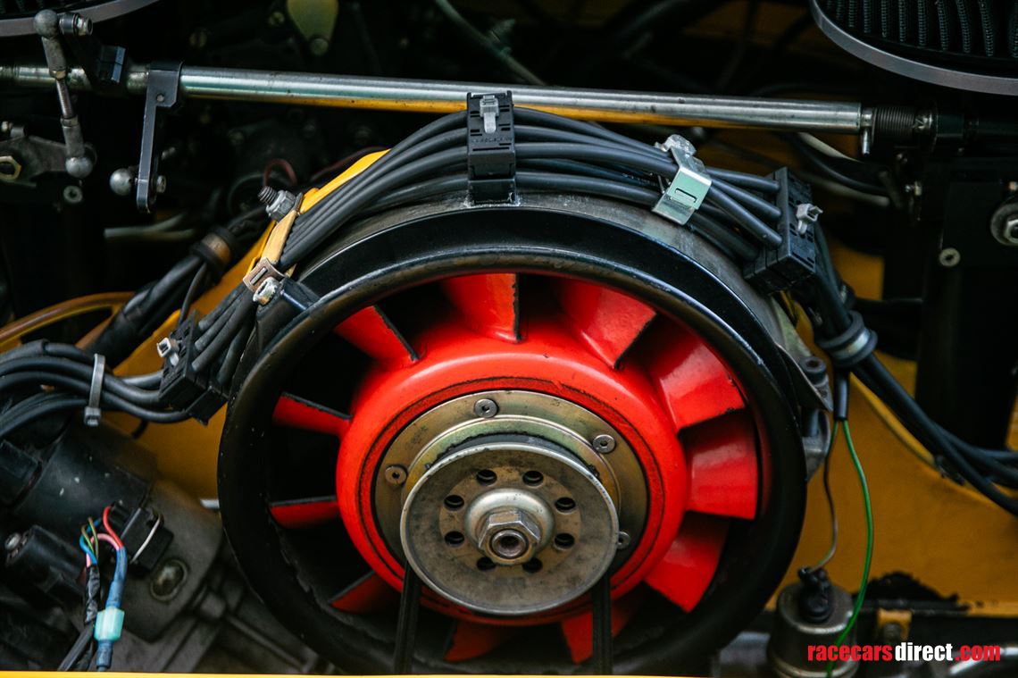 1975-porsche-911-27-mfi-rsr