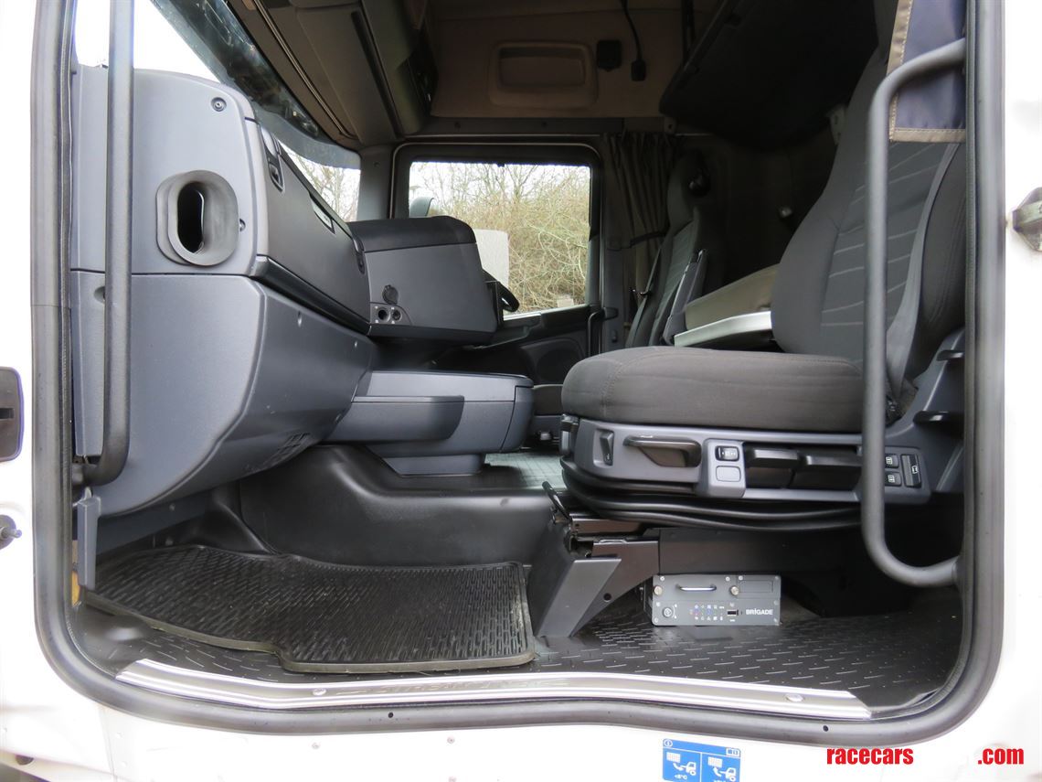 2016-scania-r-490-highline-rig-with-cantileve