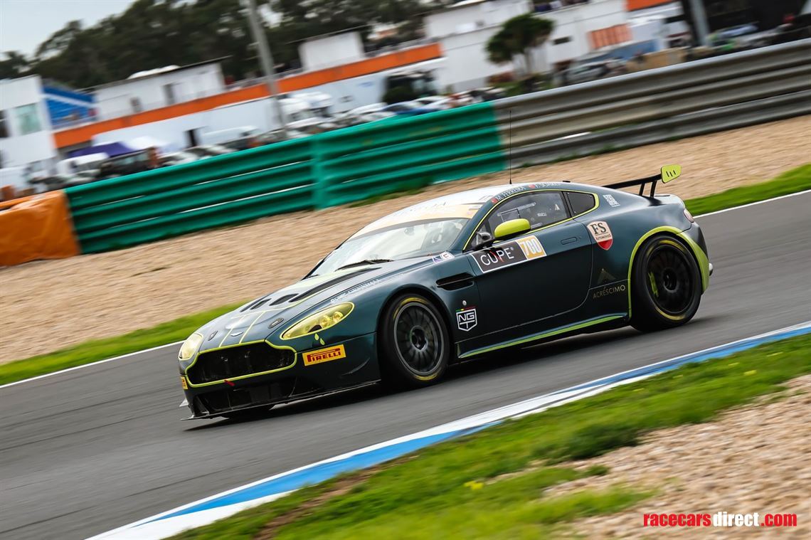aston-martin-vantage-gt4---r15-chassis-gt4-05