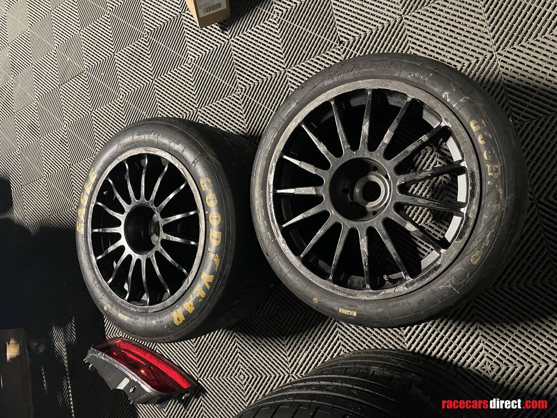 audi-r8-ultra-gt3-wheels