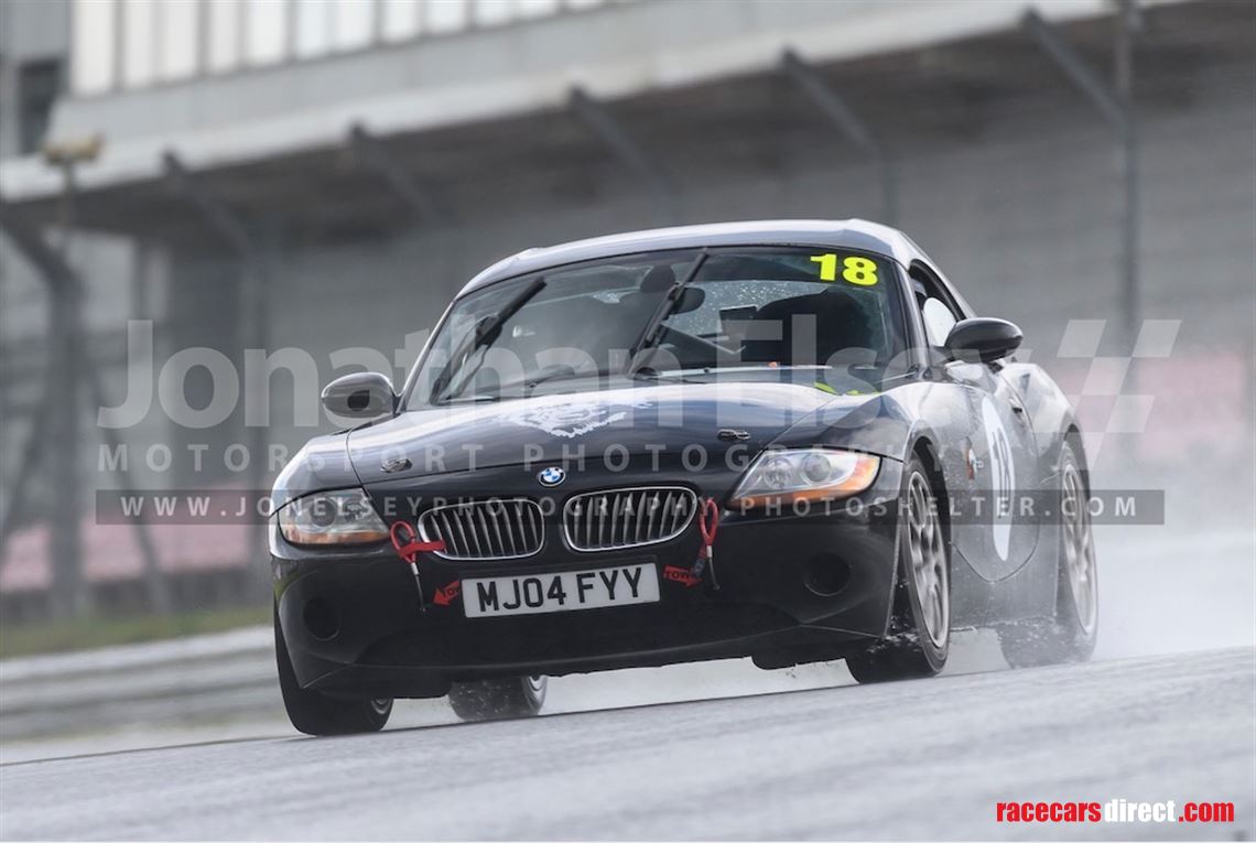 bmw-z4-30i---race-ready-road-legal-v5cmot-red