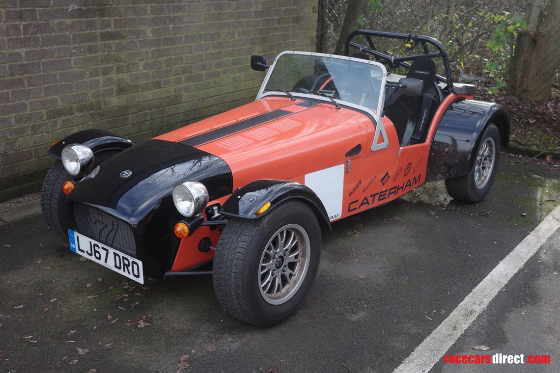 caterham-academy-2018-sigma-16