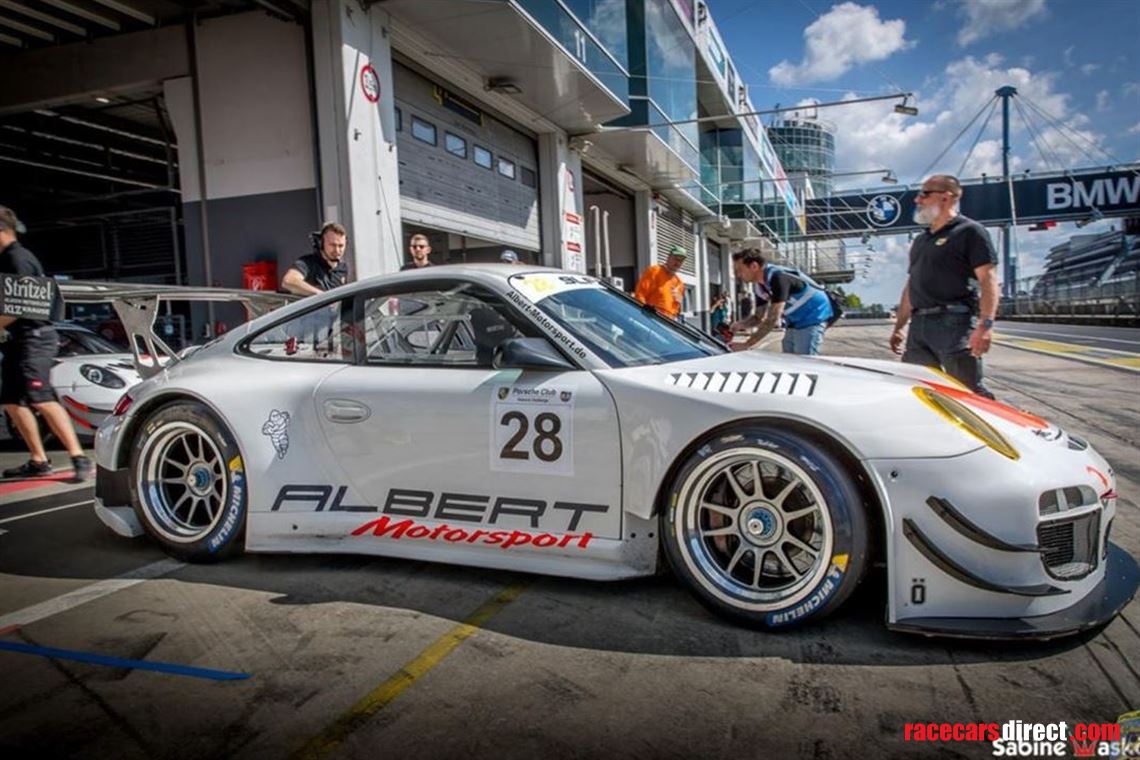 Albert Motorsport Porsche 997 GT3 R ex. Frikadelli Sabine Schmitz Patrick Huismann