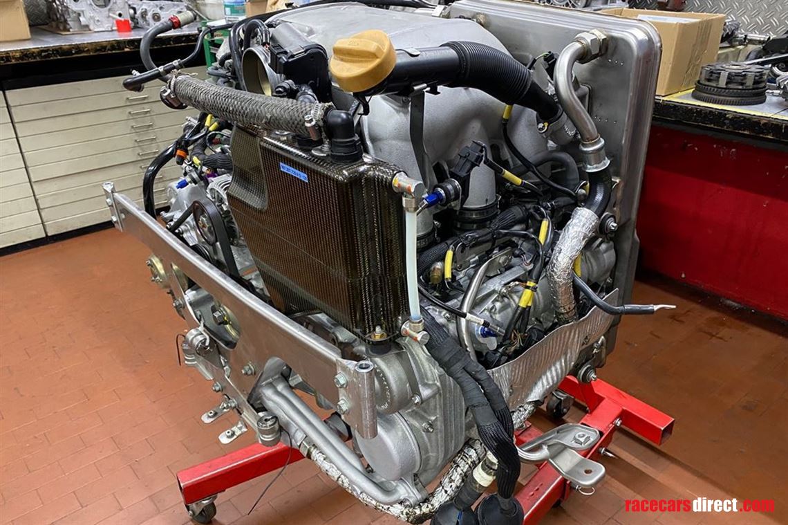 Albert Motorsport Porsche 997 GT3 R ex. Frikadelli Sabine Schmitz Patrick Huismann