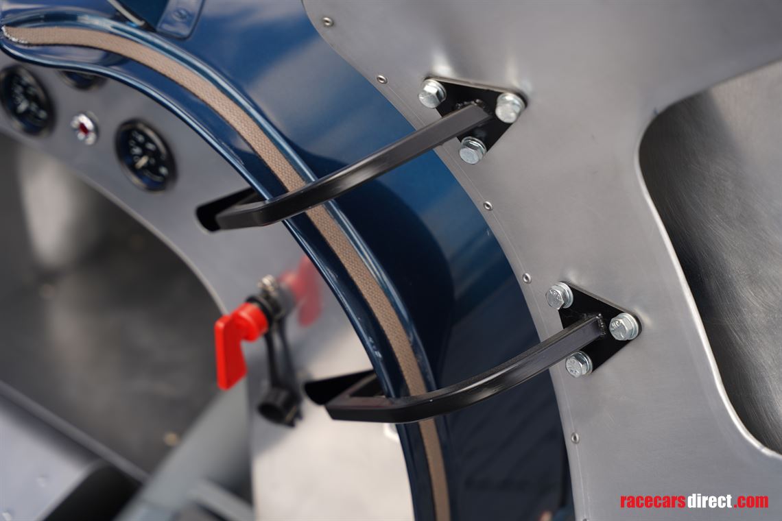 1958-lister-knobbly-continuation