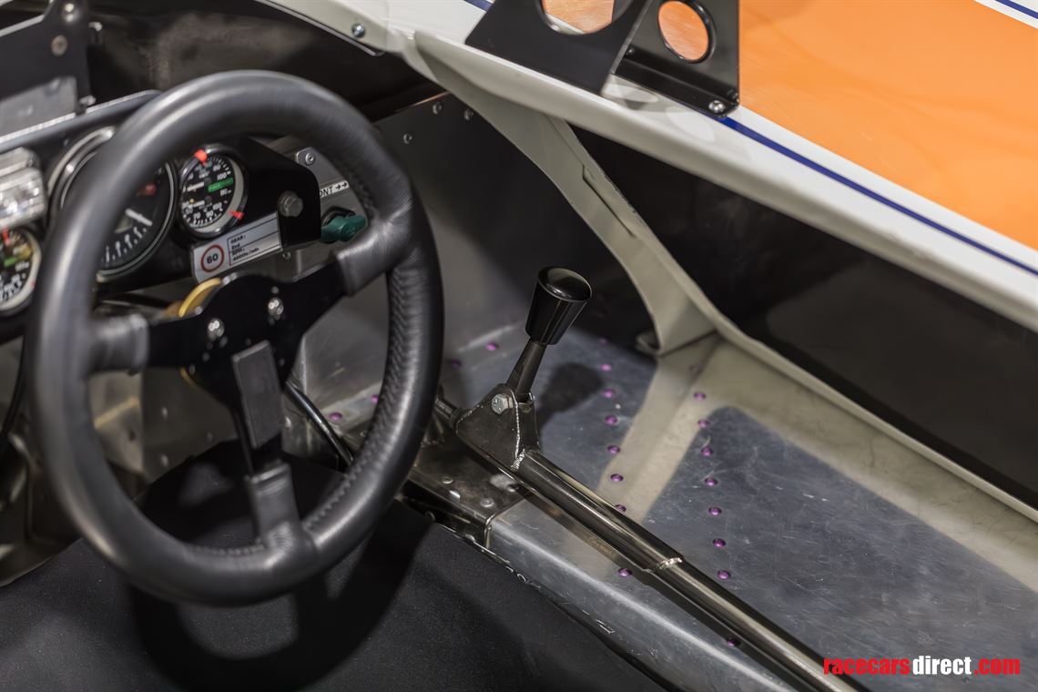 1974-lola-t280-4-dfv-3-liters