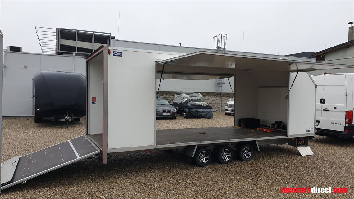 3-race-cars-1x-bmw-m3-e36-trailer-2x-bmw-328i