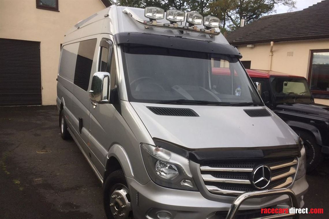 mercedes-sprinter-v6-race-van